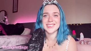 The ass of Princess is torn by a huge dick machine in an intense anal gape