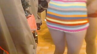 Schoolgirl with perfect body seduced her boyfriend to make love at home