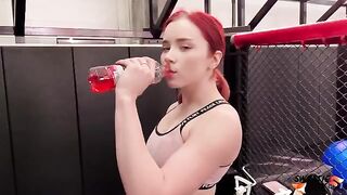 Trainer screwed redhead bitch after work out session