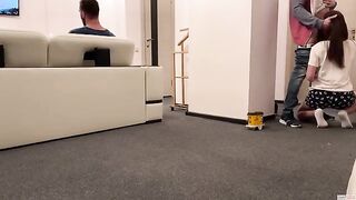 The delivery guy came to the house and the wife sucked his dick