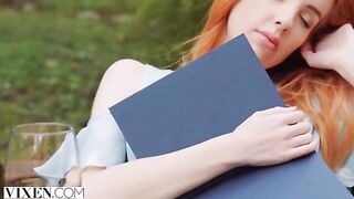 A girl is having fun with her new lover to forget her ex-boyfriend