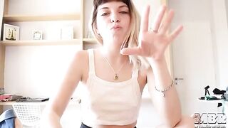 Does cock size matter in sex? A pornstar explains everything in this video