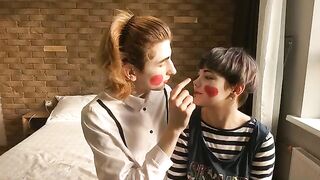 The sexy mime showed all his views on sex and kissing