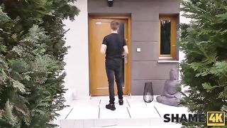 Accidental sex with a stunning cougar neighbor, a SHAME4K fantasy