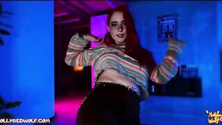 Hippie girl just wants to stay with you forever - MollyRedWolf