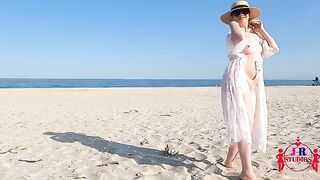First time posing naked and fucking on a public beach, an unforgettable experience!