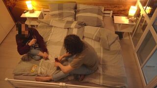 A couple has real sex on the first date, no need for hiding anymore - Via Hub