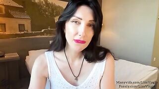 Hot MILF makes a deepthroat blowjob in this steamy scene