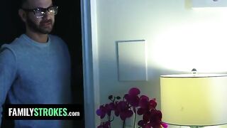 The stepdaughter pleases her stepfather right in front of her stunned stepmom