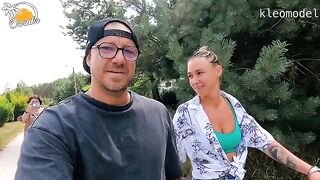 Two real couples fucking in public! Owiaks Couple & KleoModel in action!