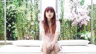 Redhead with an amazing body perfectly cast for a modeling job