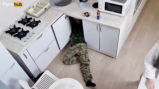 A babe is getting fucked at home in the kitchen, no money for the locksmith