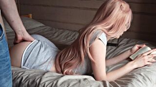 A cute girl agreed to fuck for a couple of minutes with me