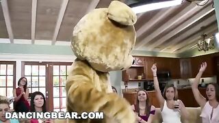 Crazy chicks fucking with swinging Richards in an orgy