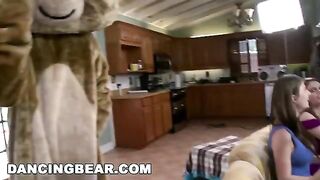 Crazy chicks fucking with swinging Richards in an orgy