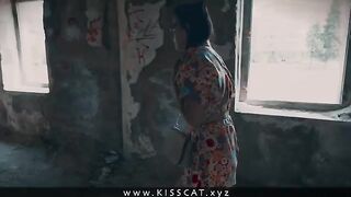 Stranger Ghost Called to Public Pussy Licking in an Abandoned House