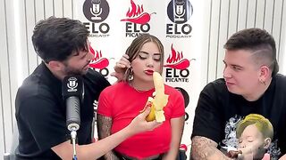 The interview with Elo Podcast ended in a blowjob session and a cumshot finish