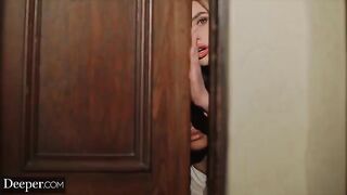 Scarlit Scandal and Kenzie are tied up and blindfolded for an intense threesome