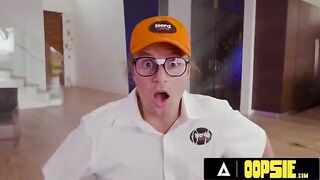 Hot PAWG Jewelz Blu seduces tech guys to fix her TV