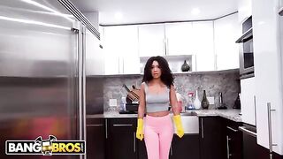 The beautiful housekeeper, Lovely Luna, gets her pussy full of BBC