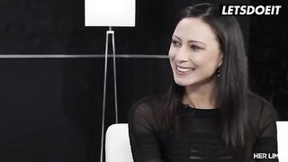 Hot brunette Cassie Del Isla gets her asshole gapped hard on cam