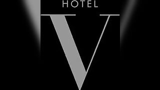 Two hungry girls seduced the employee of the hotel to fuck them both