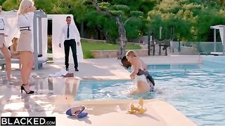 Two hungry girls seduced the employee of the hotel to fuck them both