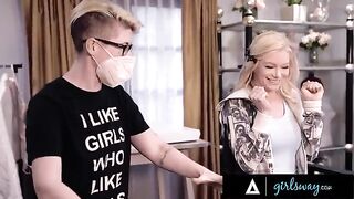 Scissoring action with Ember Snow and a blonde hottie