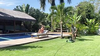 The gardener is lazy, but he has passion for intimacy with the owner in the pool