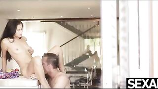 Fella fucked his girl on the kitchen table, she’s okay with it