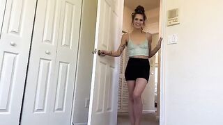 Latina step sister Sofie Reyez teaches how to relax properly