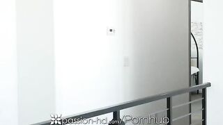 A stunning blonde, Blake Blossom, gets fucked hard and receives a facial