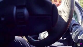 Amateur cock sucking with non-sensical Italian dialogues
