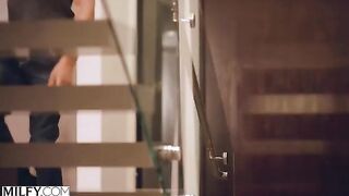 Lauren, the hot housewife, craves BBC in this steamy MILFY scene