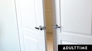MILF Voyeur Alexis Fawx Seduces Teen Carter Cruise