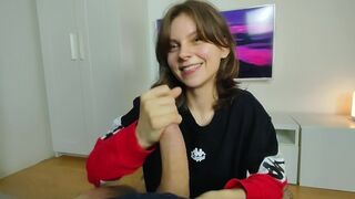 Messy facials with cum play and hot amateur action