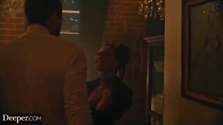 Burlesque dancer Kira gets creampied at deeper party