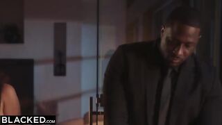 Daddy’s away, Jennie’s craving intense BBC action