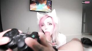 I play Genshin Impact while my girlfriend fucks me with her pussy