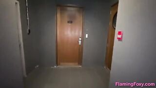A cute girl with 18 years old has sex with her neighbor in Chicago