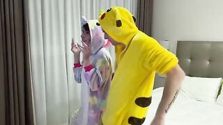 The step-sister kneaded her after the TikTok video recording