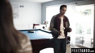 Star Quarterback Makes a Virgin Reporter Cum on Cam