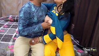 Desi Pari aunty fucks for money with clear Hindi audio, showcasing her seductive charm