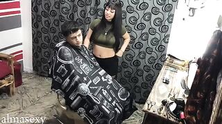 Argentine slut gets fucked in the barberia - Almasexy