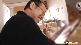 I was fucked by my classmate in the classroom, it was awesome