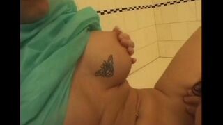 The doctor checked the girl and licked her pussy on the table