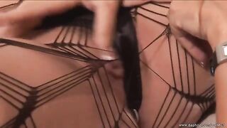 Lesbian sex with mature women and pussy licking