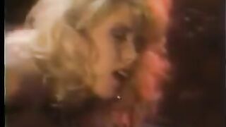 A hot woman has an erotic sex session with her boyfriend