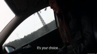 A cunning taxi driver offered a passenger to jerk off