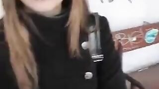 A girl isn't embarrassed to make a blowjob in public places